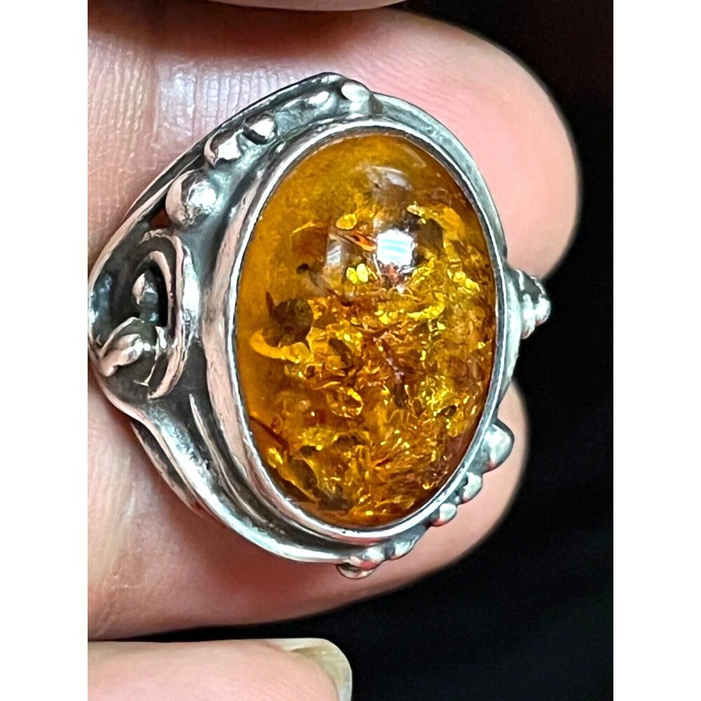 Vintage STERLING SILVER Baltic AMBER Ring 8